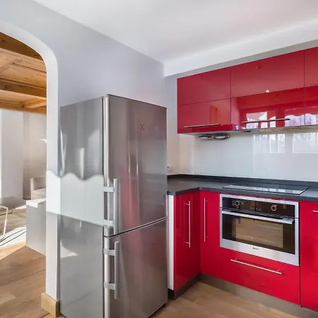 Renove Avec Balcon Et Parking Pres Des Pistes A - Fr-1-453-68 Apartment