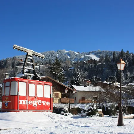 Renove Avec Balcon Et Parking Pres Des Pistes A - Fr-1-453-68 Megeve